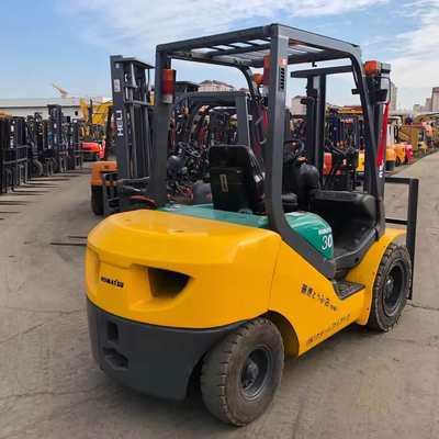 사용된 포크리프트 KOMATSU 3톤 FD30 FD25 FD50 1.5톤 2.5톤 5톤 일본 내 제조