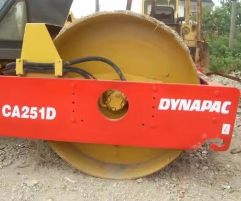 10500 KG 도로 건설용 다이내팩 CA30D/CA25D 단일 드럼 진동 롤러