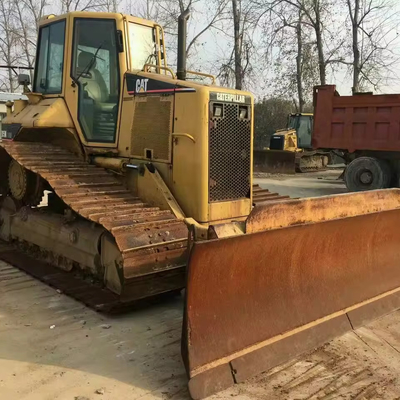 CAT D5M 크롤러 도저 2018 저렴한 가격으로 사용