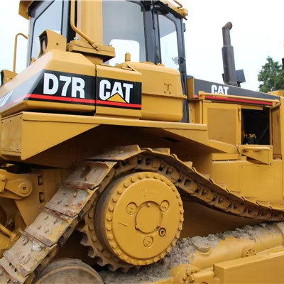 상하이 사용 된 CAT D7R 크롤러 볼도저 오리지널 수압 시스템과 Cat C9 엔진