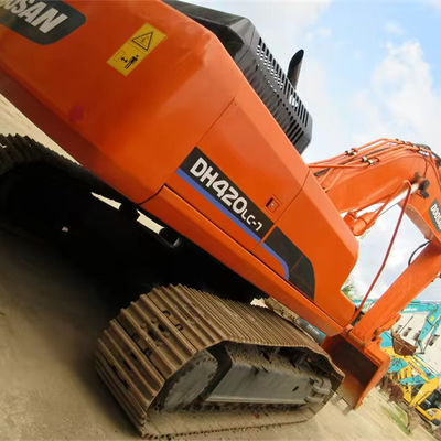 도산 DH420LC-7 원형 수압 펌프와 2.18 버킷 용량으로 사용 된 발굴기
