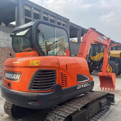 미니 소형 발굴기 DX60-9C 사용 된 Doosan DX60-9C 발굴기 6톤 중고기