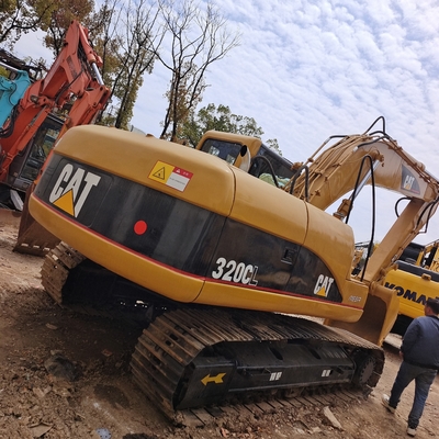 일본 320C 3066 엔진 0.9 버킷 용량으로 사용 된 Caterpillar Excavator