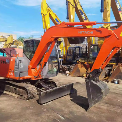 중고용 히타치 55UR 사용 된 트랙 신발 미니 발굴기 및 5960kg 운영 무게