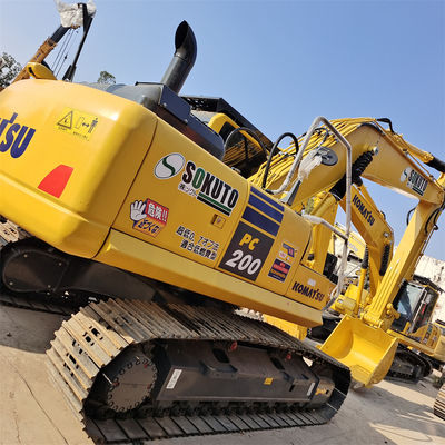 사용 된 2톤 가동 무게와 수입 엔진의 KOMATSU PC200-8 발굴기
