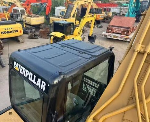 일본식 CAT 330D 발굴기 좋은 상태와 원래 설계 36톤 가동 무게