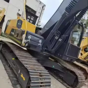 스웨덴에서 사용 된 볼보 발굴기 EC210D 21000 KG 기계 무게 가와사키 수압 펌프