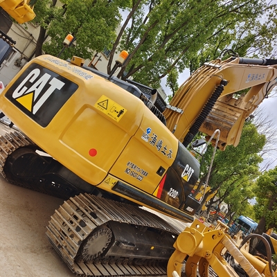 오리지널 수압 펌프 건설 프로젝트에 사용 된 Caterpillar 320d 발굴기